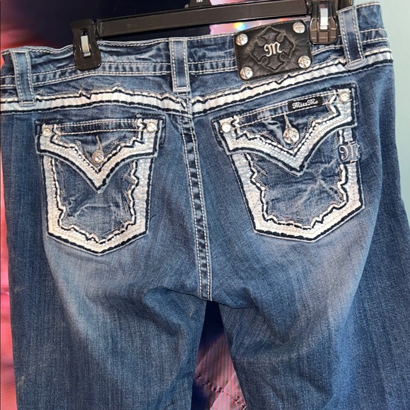 Miss Me Relaxed Boot Cut Blue Jeans w/White Embellished Stitching Size 14 - Picture 4 of 8